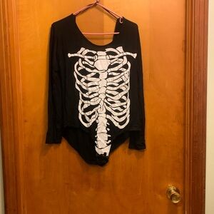 Skelton print body suit